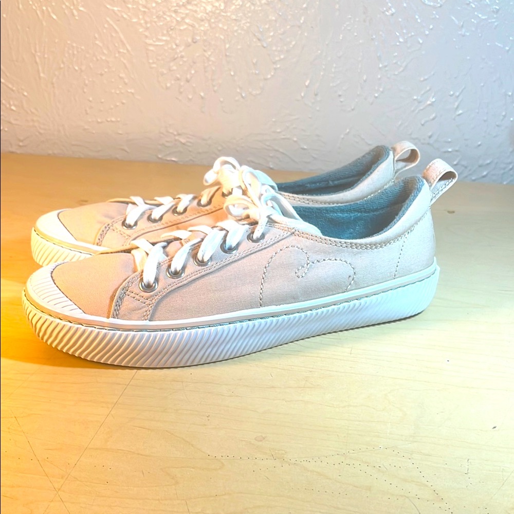 Bob sneakers by sketcher, beige and white